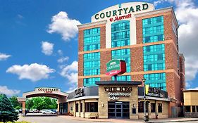 Courtyard By Marriott Niagara Falls